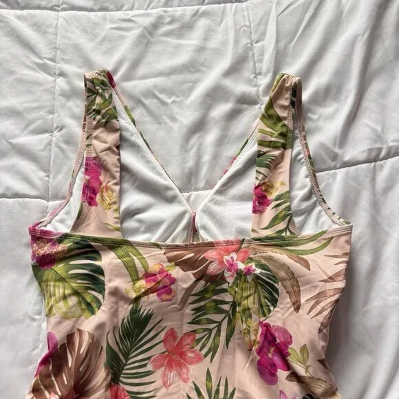 Womens Floral Pink Green One Piece Bikini Swimsuit Summer Beach Resortwear - Picture 8 of 8